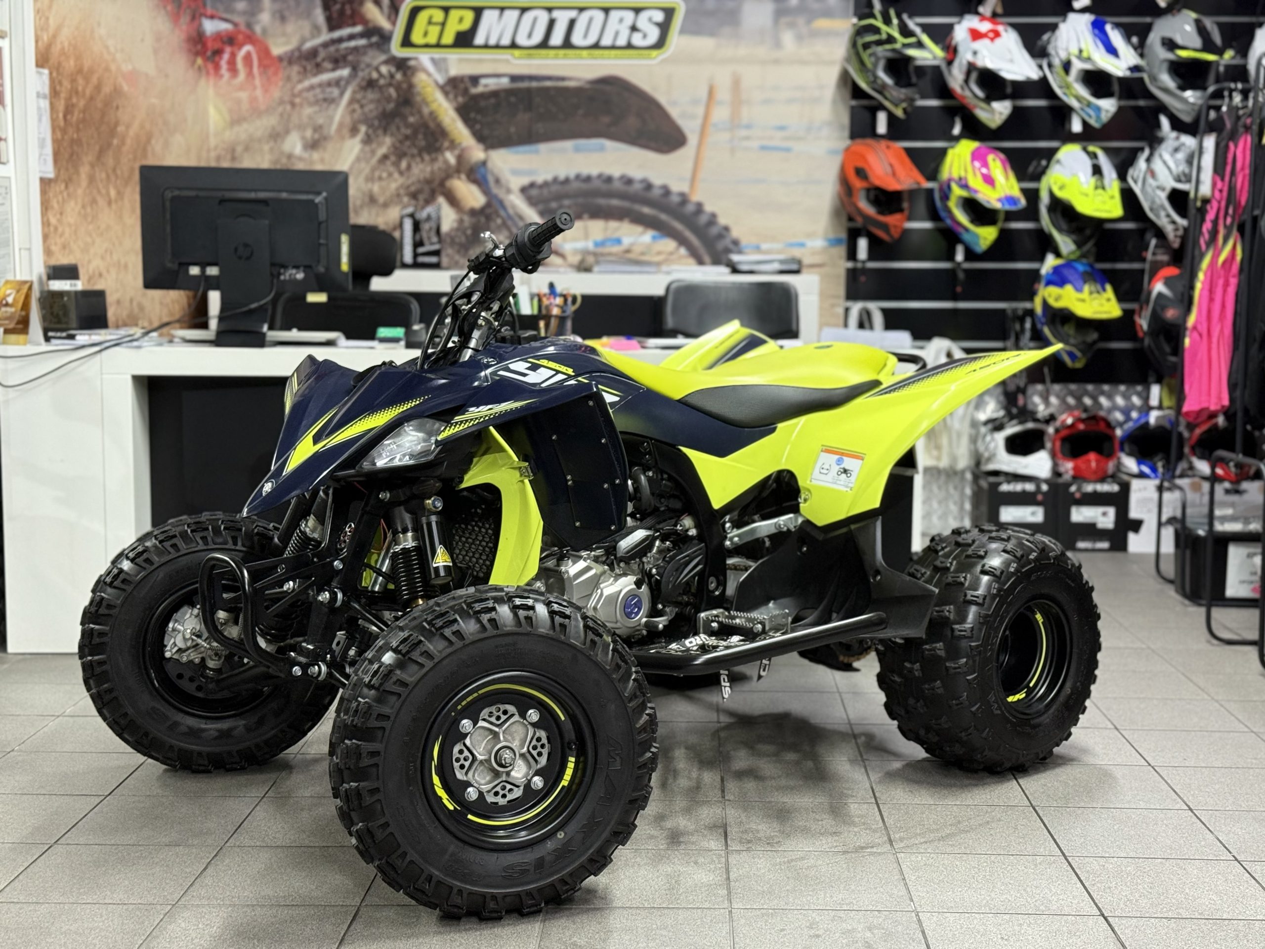 YAMAHA YFZ 450 R (2 LUGARES)
